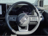 プロパイロットの操作スイッチを装備しています♪♪前車を追従したり減速をしたり運転手の負担を軽減するための装置です。