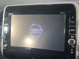 【大画面ナビ】人気の大型9インチナビを装備。存在感のある大画面はインパクト大!ナビ利用時のマップ表示は見やすく、テレビやDVDは臨場感がアップ!いつものドライブがグッと楽しくなります♪