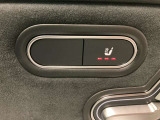 全国へのご納車を承っておりますので遠隔地のお客様にもご安心いただけます。(費用に関しましては、別途お見積りさせていただきます。)勿論、日本全国の正規ディーラーにて保証が受けられます。