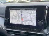 NissanConnectナビゲーションシステムBluetooth・USB接続AppleCarPlay・AMFMラジオなど多彩なメディアに対応しています。