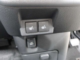 運転席・助手席は共にシートヒーター付なので、寒い日の朝の通勤も快適です♪