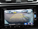 後方確認はバックカメラにお任せ♪後退時に便利で、駐車が楽になります♪