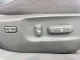 【パワーシート】スイッチ一つで簡単にシートの微調整が可能!電動だから力もいりません!快適なシートポジションにセットして、快適なドライブをお楽しみください。