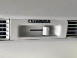 【サーキュレーター】エアコンの風を後部座席まで届けてくれ、広い車内空間でも素早く快適な温度になります♪真夏や真冬に便利な機能です。
