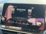 【メーカー純正ナビ】インテリアに溶け込むスタイリッシュな「専用設計」メーカーナビを装備♪視認性や操作性など基本性能にも優れ、より上質なカーライフをお楽しみいただけます。