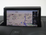 視認性の良いモニターは最新版の地図データにてご納車いたします。
