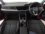 Audiのインテリアはエクステリア同様、優れたデザイン性とクオリティ、そして機能性を兼ね備えております。