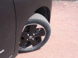 155/65R14タイヤ+専用アルミホイールです。スタッドレスタイヤや各種オプションのご注文も承っております(*'ω'*)