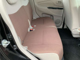 エンジンルームも綺麗に洗浄してから納車致します。普段あまり見ることが無い箇所だからこそ綺麗だと感動しますよね(*´▽`*)