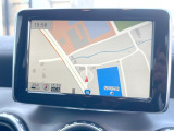 ●純正ナビ:一体感のあるナビは、高級感ある車内を演出してくれます。Bluetooth再生などオーディオ機能も充実しておりますので、運転もより楽しめます♪