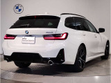 BMWのお車は、“駆け抜ける歓び”を体現しております。走行の安定性とコーナリングの良さを追求し、思い通りにハンドルの操作可能です。