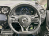 【ステアリングスイッチ】運転中、前方から目線をそらすことなく、オーディオ等の操作が可能な便利機能!安心&快適なドライブを演出してくれます♪