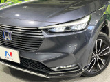 【シーケンシャルターンランプ付きLEDヘッドライト】人気の『流れるウィンカー』付きのLEDヘッドライトを装備♪高級感はもちろん、点灯時は存在感たっぷりで他車からも認識されやすく安心です。