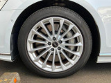 アルミホイール 15スポークデザイン 9Jx19インチ