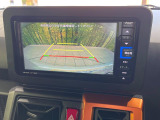 【バックカメラ】駐車時に後方がリアルタイム映像で確認できます。大型商業施設や立体駐車場での駐車時や、夜間のバック時に大活躍!運転スキルに関わらず、今や必須となった装備のひとつです!