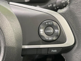 【レーダークルーズコントロール】高速道路での長距離走行が楽に!!自動で速度を保つクルーズコントロールが、衝突軽減システムと連携し、前方の車両を感知して車間を保つように速度調節してくれます!!