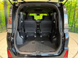 普段のお買い物や通勤、送迎等に十分な荷室スペースを確保しております。セカンドシートを倒すと、大きな荷物の積載も可能です♪