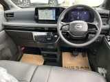 納車から1ヶ月を目安に無料点検を受けていただけます。(最寄りの日産のお店でも可能です)