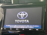 【純正9型ナビ】人気の純正ナビを装備。オーディオ機能も充実しており、Bluetooth接続すればお持ちのスマホやMP3プレイヤーの音楽を再生可能!毎日の運転がさらに楽しくなります!!