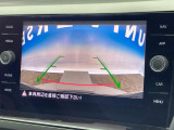 ●ガイドライン付きバックカメラ:不安な駐車もこれで安心!ガイドライン付きなので狭い箇所での駐車もラクラクです!