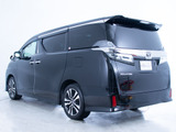 ★展示前点検実施★特殊な機材も用いて、全車点検を実施しております!