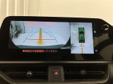 バックカメラも装備され運転をサポ-ト致します。駐車が苦手な方でも後ろが見えますので心配ございません!一度使ったら手放せません。