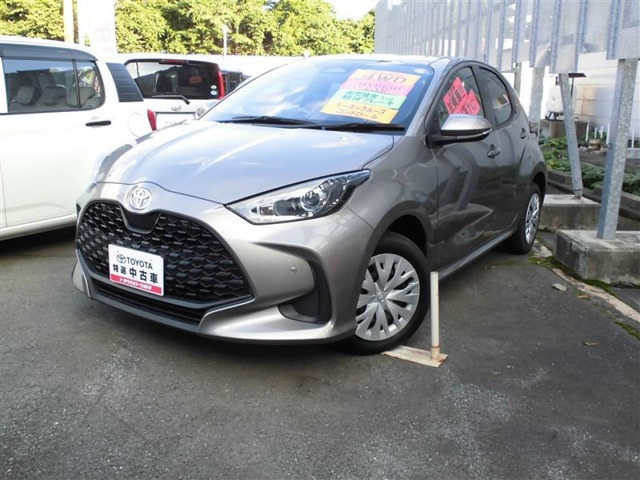 ヤリス 1.5 ハイブリッド X E-Four 4WD 