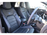 (運転席助手席)安全装備をオプションで追加するのは日本的発想。フォルクスワーゲン車はサイドエアバッグを全車標準で装備しております。