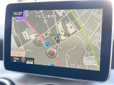 ●ベンツ純正ナビ:一体感のあるナビは、高級感ある車内を演出してくれます。オーディオ機能も充実しておりますので、運転もより楽しめます♪