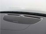 【harman/kardon】世界のオーディオファン垂涎のプレミアムサウンドシステムを搭載。原音に近い音場空間を忠実に再現。乗る人すべてに最良の音響体験を提供します。