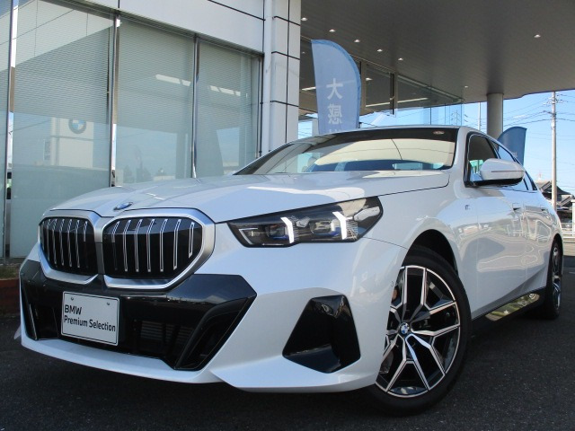 5シリーズセダン523d xドライブ Mスポーツ 4WD