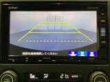 バックでの車庫入れも安心です! リアカメラが付いているバックモニター付のナビを装備しております。操作線もついており距離感も画面から確認できます。