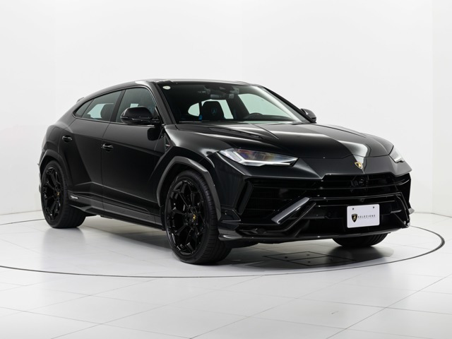 ウルス ペルフォルマンテ 4WD 