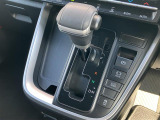 気になる車はすぐにお問い合わせください!画面右側の0066から始まる無料ダイヤルからお問い合わせ下さい!専門スタッフがお車のご質問にお答えいたします!