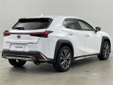 UX 250h Fスポーツ 4WD 本革シート