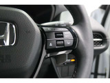 Hondaセンシングの機能のひとつ、アダプティブクルーズコントロール付!アクセルから足を離しても設定したスピードと前車との車間を保ち走行してくれます!車線維持もアシスト☆高速道路で疲労軽減ですね☆
