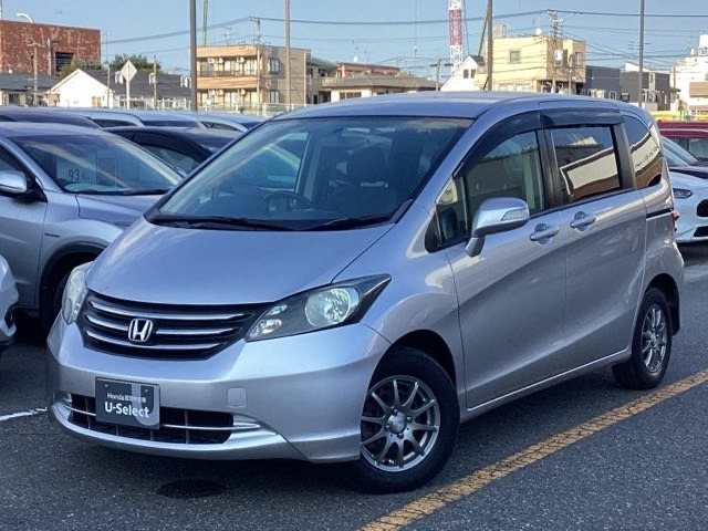 フリード 1.5 G ジャストセレクション