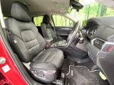 運転席シート廻りは使用感も少なく、良好な状態となっています。丁寧に使われていたことがよくわかりますね。