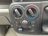 気になる車はすぐにお問い合わせください!画面右側の0066から始まる無料ダイヤルからお問い合わせ下さい!専門スタッフがお車のご質問にお答えいたします!