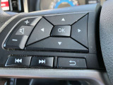 ナビの音量調整やメーターの画面を操作可能です!片手で操作できるので運転中でも安全です!