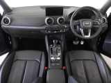 Audiのインテリアはエクステリア同様、優れたデザイン性とクオリティ、そして機能性を兼ね備えております。