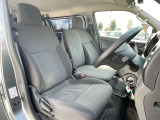 お車の販売と共に、自動車保険もご紹介しております。 弊社取り扱い会社と同じであれば日産独自のサービスもあります。