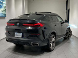 X6  M50i 4WD