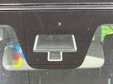 【スズキ レーダーブレーキサポート】走行中に前方の車両等を認識し、衝突しそうな時は警報とブレーキで衝突回避と被害軽減をアシスト。より安全にドライブをお楽しみいただけます。