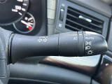 【オートライト(AUTO)】外の明るさをシステムが感知して、自動でヘッドライトが点灯します!ヘッドライトをつけ忘れを防ぐ便利機能です。