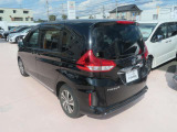 左後ろからの画像です!日々お買い得車両続々入庫しております!