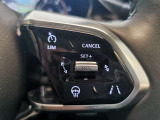 【アダプティブクルーズコントロール】全車速対応のACCやブラインドスポット、レーンキープアシスト機能などを搭載します。リミッターも搭載されているタイプになります。