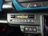 【オートエアコン】車内温度を設定すると、風量を自動で調節してくれます。