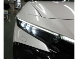 Bi-Beam LEDヘッドランプ+LEDクリアランスランプ(センターランプ点灯機能&おむかえ照明機能付)/LEDデイライト(センターランプ点灯機能付)+LEDフロントターンランプ