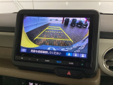 ステアリングにオーディオ操作スイッチが付いています。オーディオ画面に直接タッチしなくても操作が出来ますので、運転に集中できます。